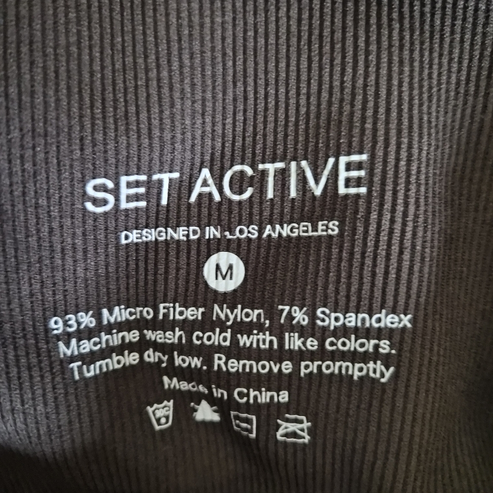 SET Active 2 Piece Brown Leggings and Crop Top Set X REVOLVE - Picture 11 of 12